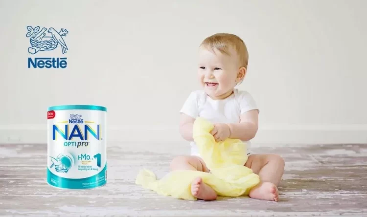 So sánh sữa NAN và Colosbaby về khả năng hấp thu: Đạm, HMO và sữa non khác nhau thế nào?