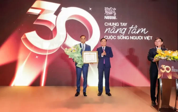 Vì sao Nestlé Việt Nam tiếp tục rót vốn hàng nghìn tỷ đồng vào thị trường nội địa? 2 Hành trình 30 năm hình thành và vị thế của Nestlé tại thị trường Việt Nam